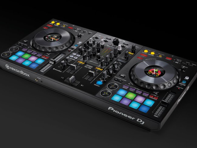 Pioneer DJ DDJ-800 kontroler